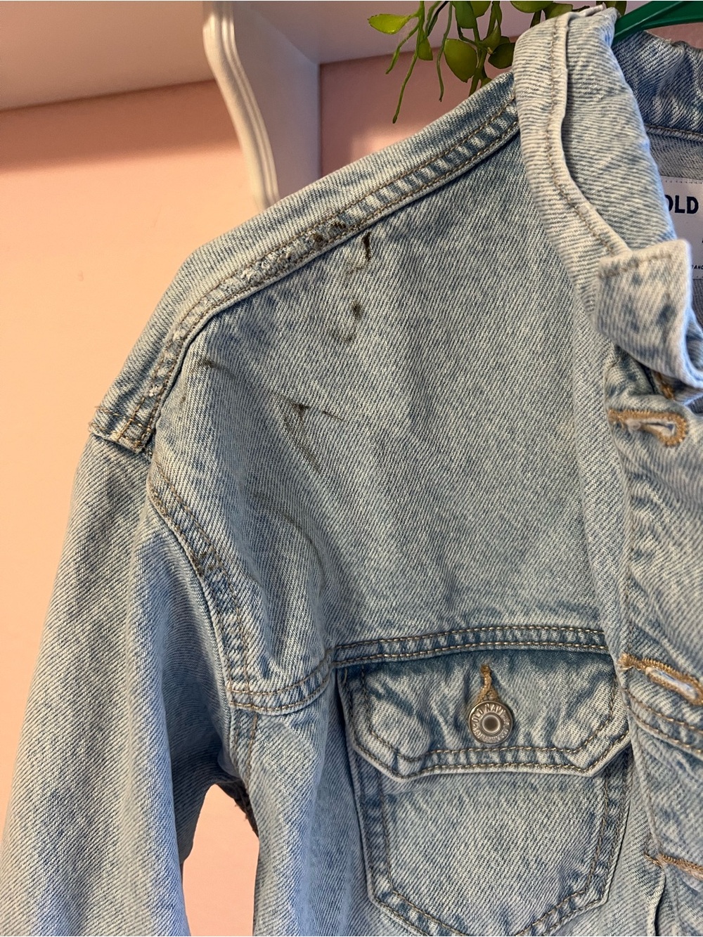 Old Navy Light Blue Cropped Denim Jacket - Picture 3 of 3